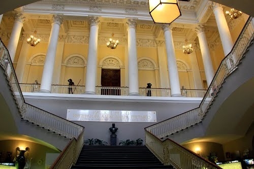 Private excursion to The State Russian Museum in Saint Petersburg - In Russia con Max